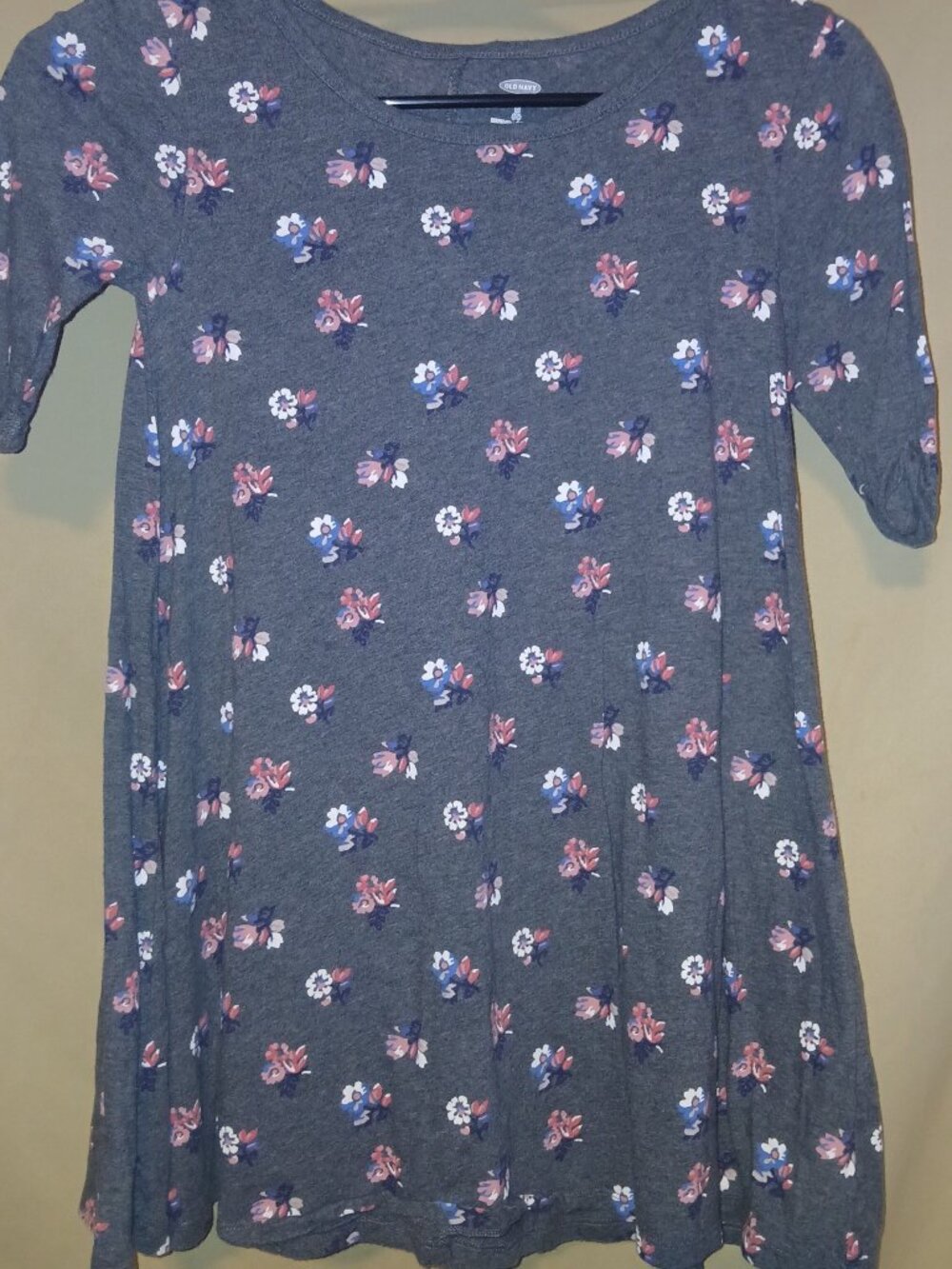 Old Navy Girls' Floral Swing Top Gray Pink Blue Size M (8) Elbow Sleeve